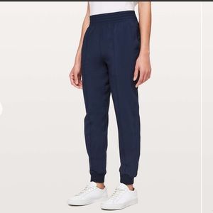 Lululemon Wanderer Jogger